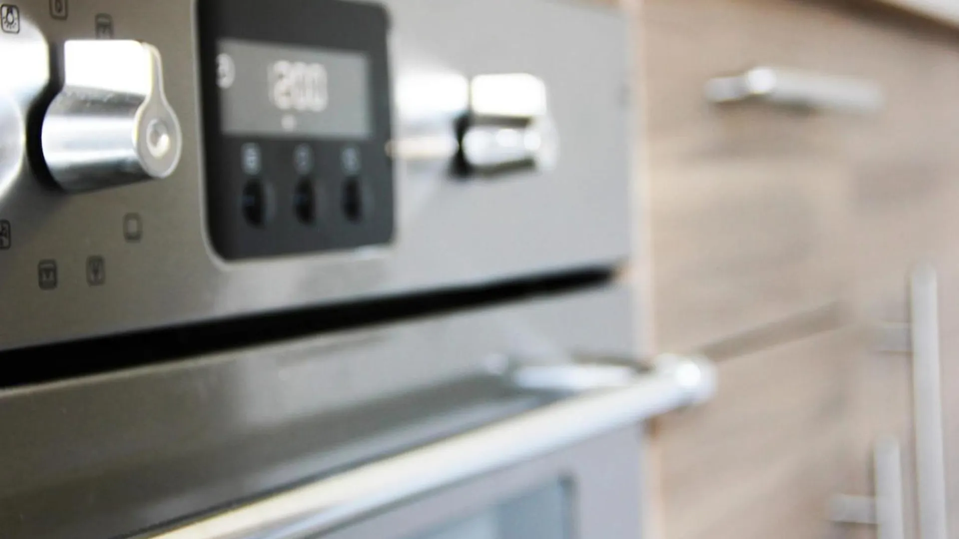 Explore Nice From Our Cozy & Quiet 2Br Aptparking 0*,  France