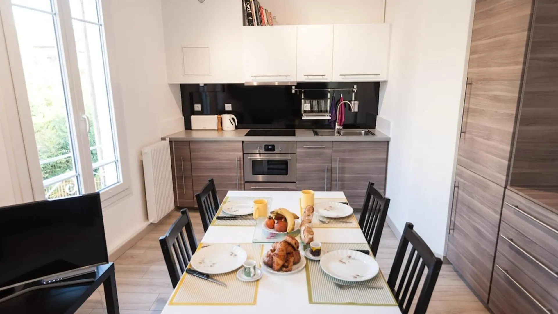 Explore Nice From Our Cozy & Quiet 2Br Aptparking